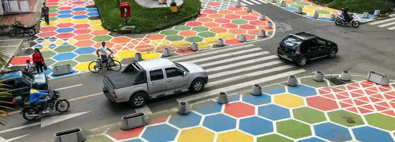 Pinturas de señalización vial, el aporte de Pintuco para proteger vidas en las carreteras